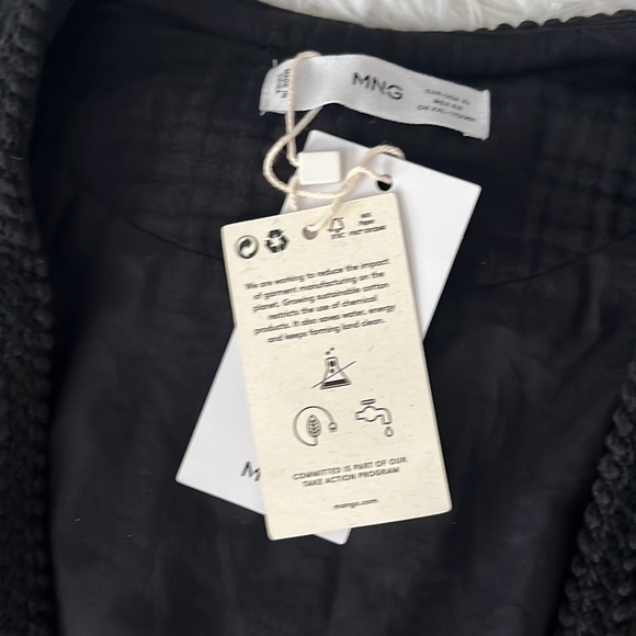 Size xlarge NWOT MNG black vest - Picture 4 of 5